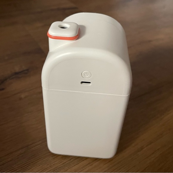 MIFFY-Imported (NWT/Box) Mini White Humidifier - Picture 5 of 16